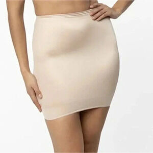 Ruby Ribbon Shapewear Half Slip Size Small Nude Beige Slimming Event Shaping